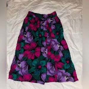 Vintage Laura Jean Women's Floral Skirt in Purple and Green Size 12